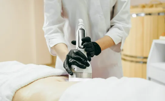 隱痕切除與震波溶脂-台北大安男性女乳症手術